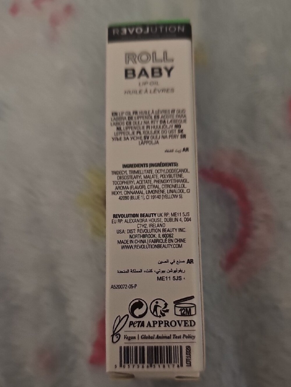 Revolution Roll Baby Lip Oil - White & Black Box - Picture 3 of 6